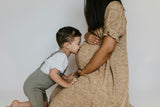 Mother’s Glow: Understanding Hair Loss During Pregnancy